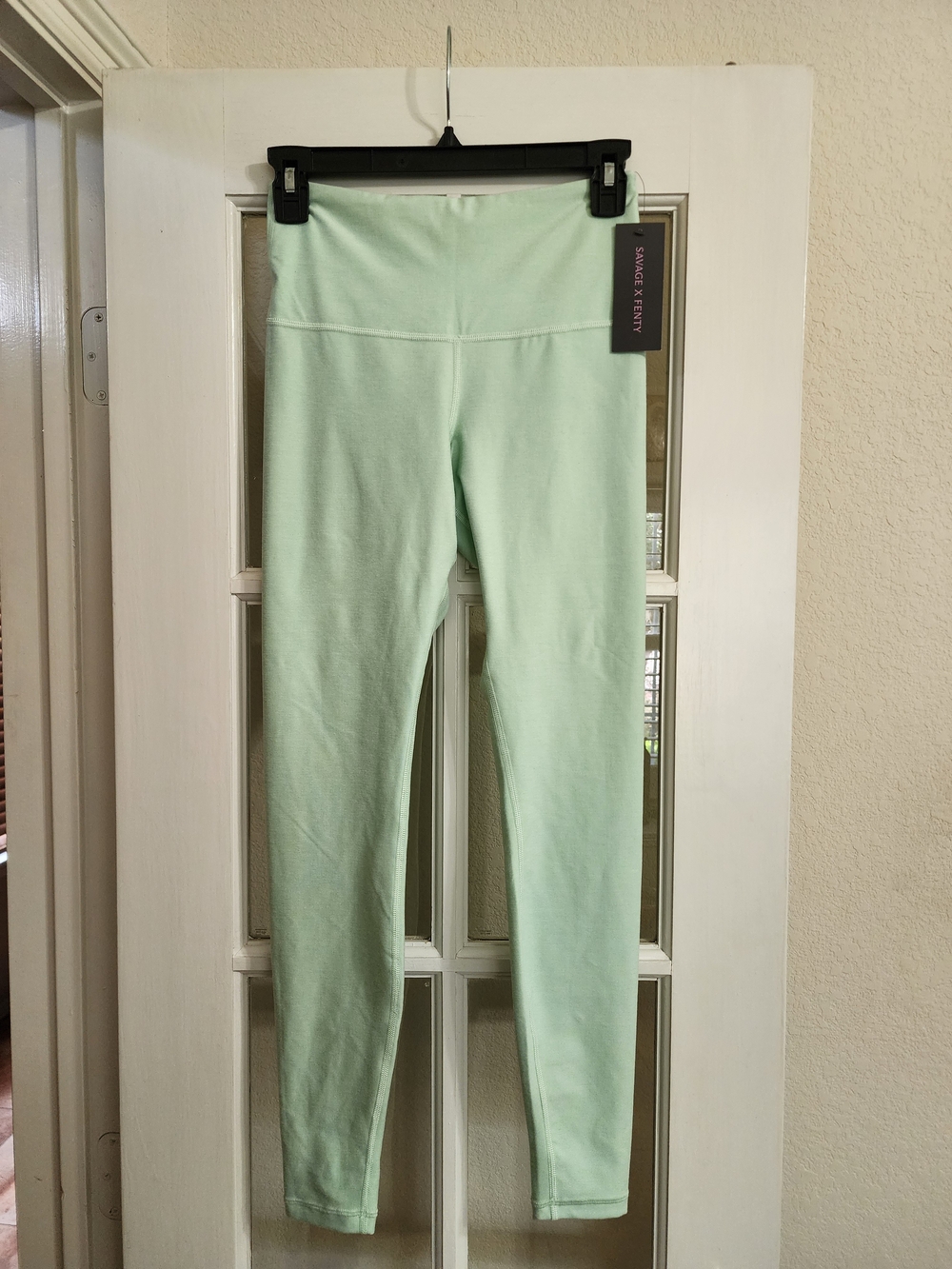 NWT Savage X Fenty Sport Mint Green High Rise Leggings XS Activewear
